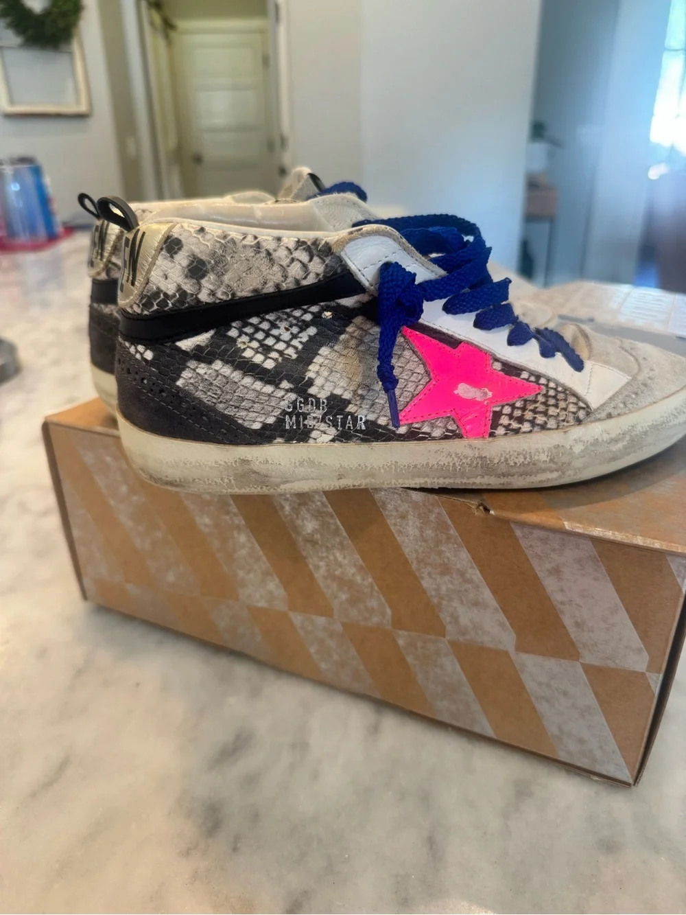 Golden Goose Women’s Mid-Top Sneakers with Pink Star and Blue Laces